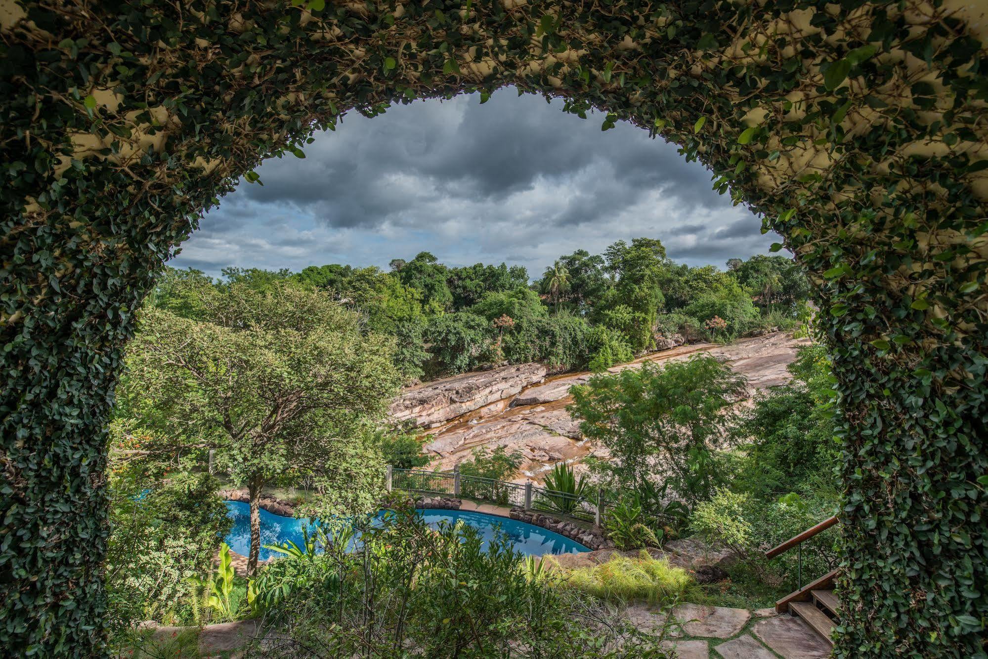 Hotel Canto Das Aguas - Roteiro De Charme Lencois Bagian luar foto